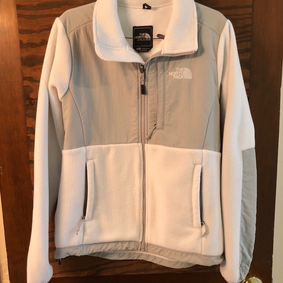 The North Face Jackets & Blazers - The North Face Women’s White and Grey Denali Small